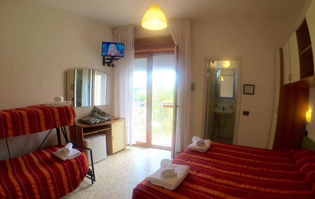 Hotel Mehari Riccione Phòng bức ảnh