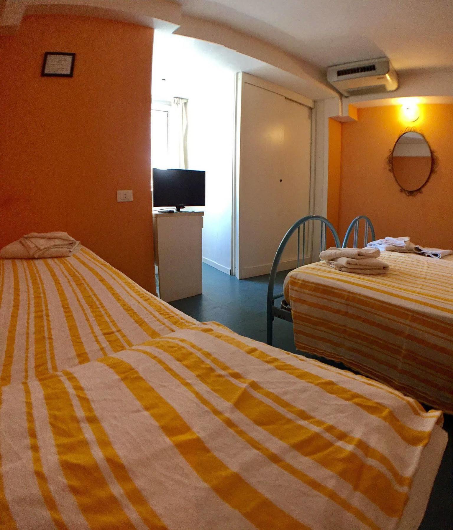Hotel Mehari Riccione Ngoại thất bức ảnh