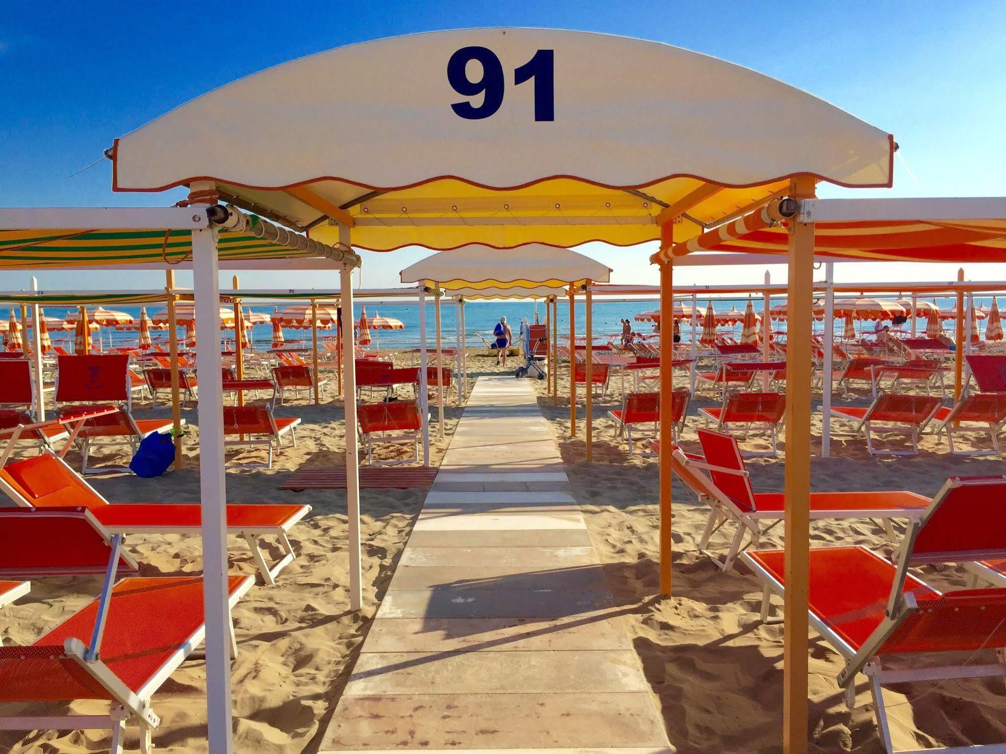 Hotel Mehari Riccione Ngoại thất bức ảnh