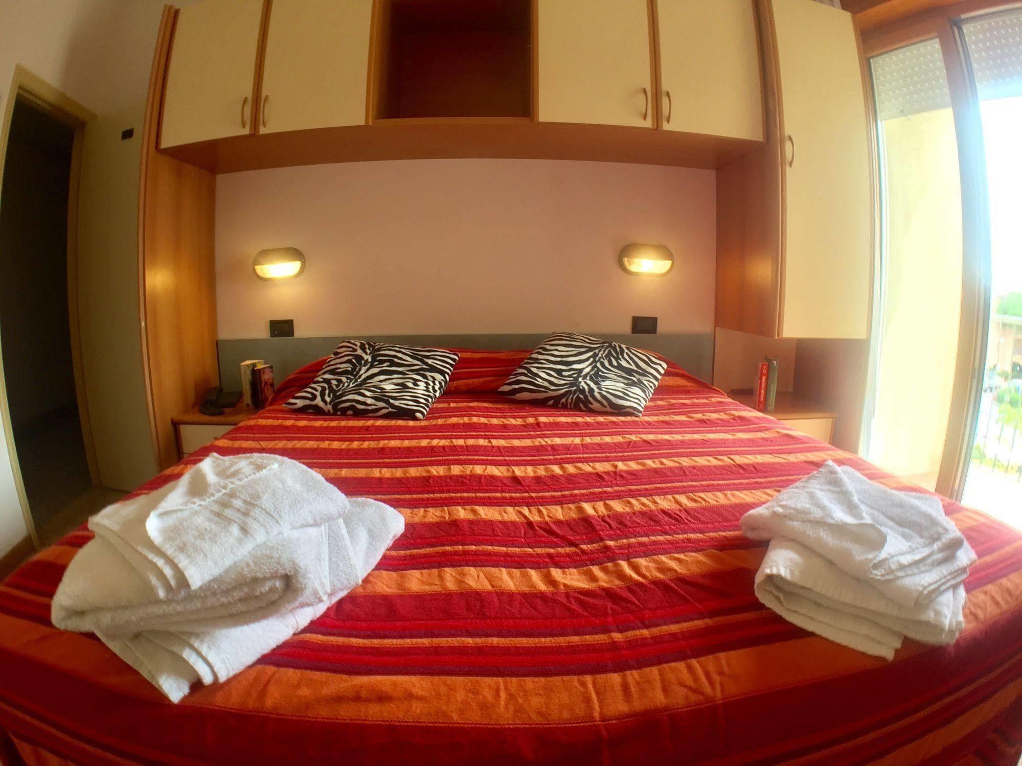 Hotel Mehari Riccione Ngoại thất bức ảnh