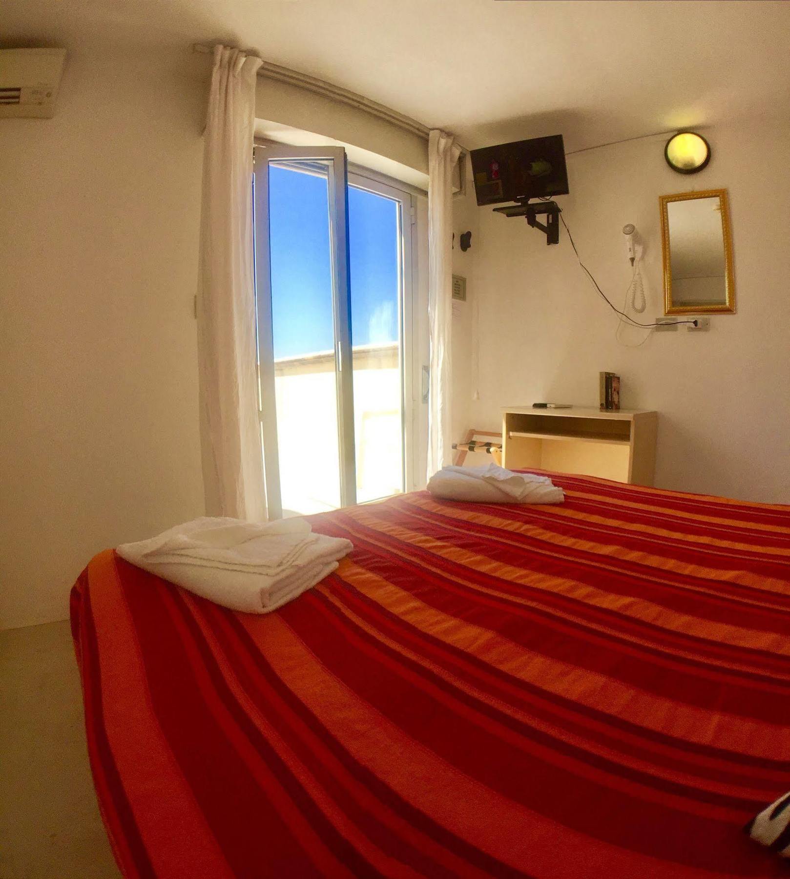 Hotel Mehari Riccione Ngoại thất bức ảnh
