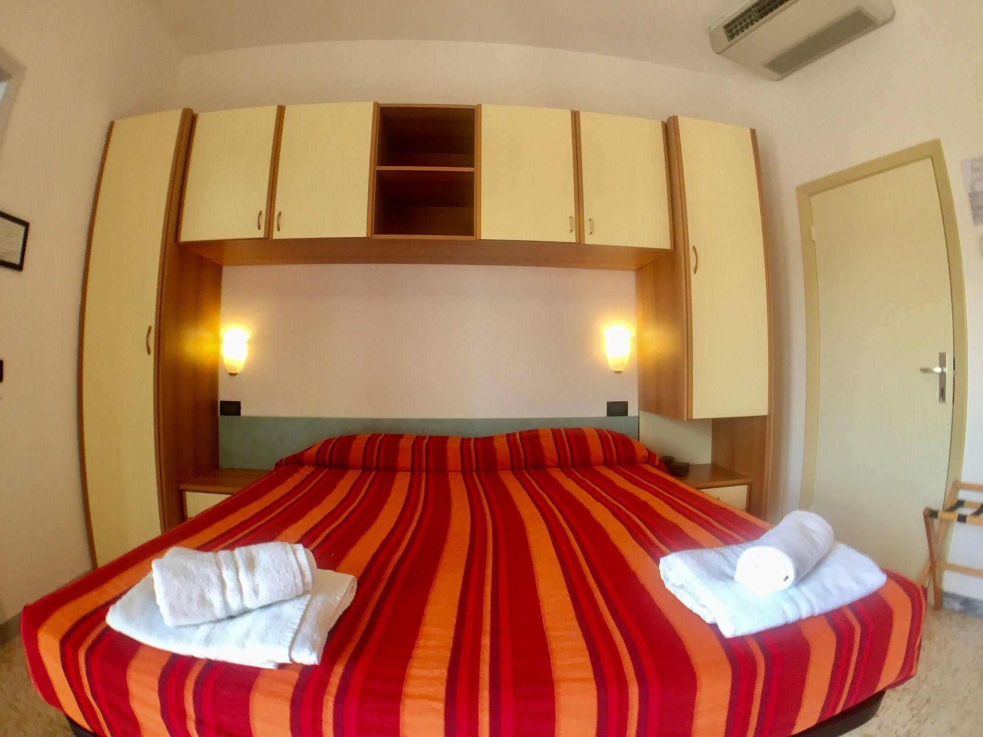 Hotel Mehari Riccione Ngoại thất bức ảnh