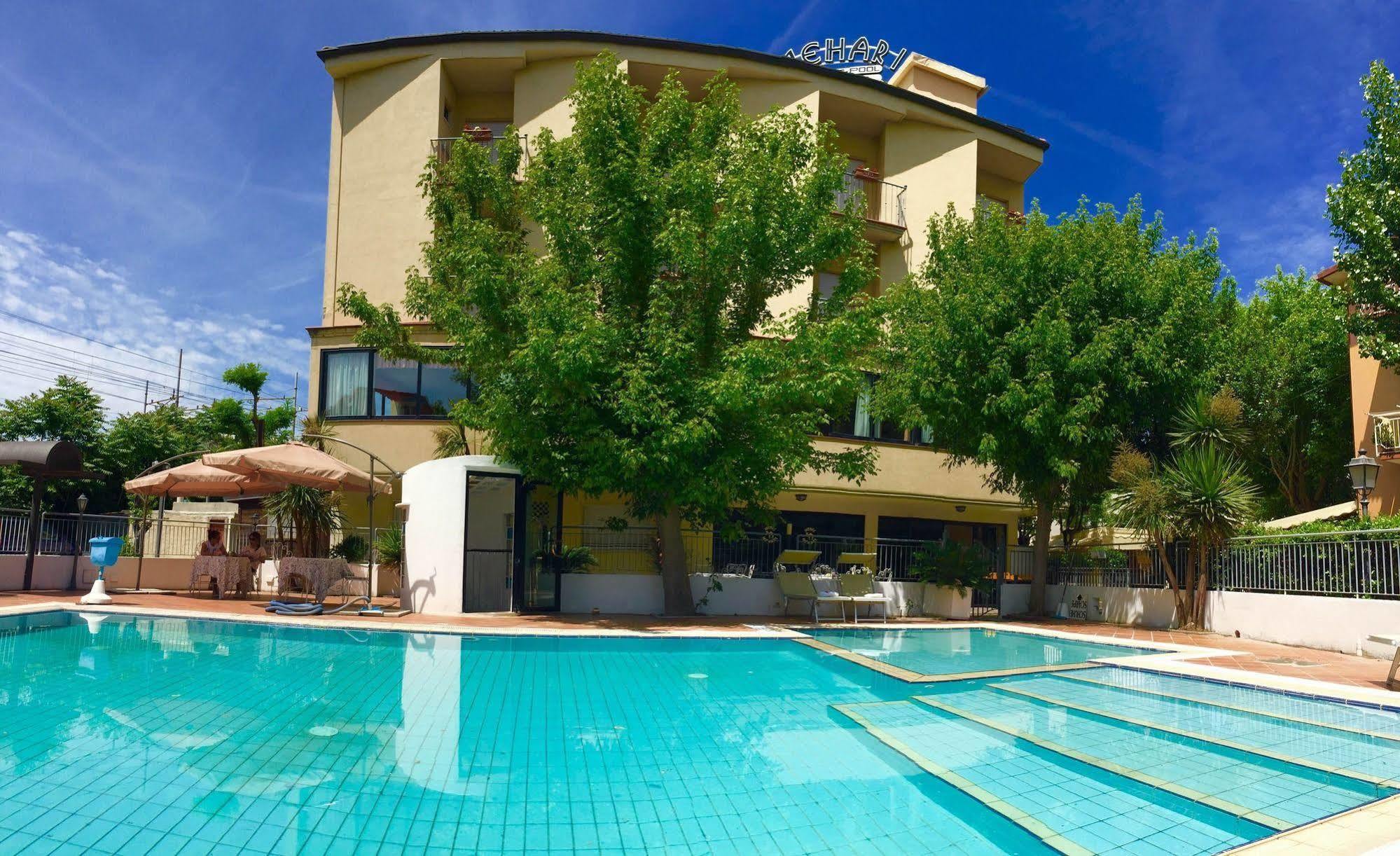 Hotel Mehari Riccione Ngoại thất bức ảnh